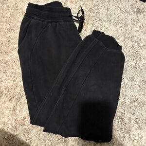 Lululemon athletica Scuba High-Rise Jogger